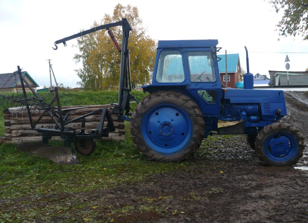 Права на трактор в Коркине